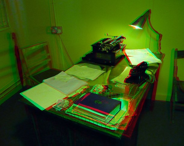 Turing’s desk. Image via techboy_t.