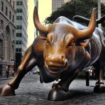 The bull sculpture on Wall Street. Photo by Sam Valadi.